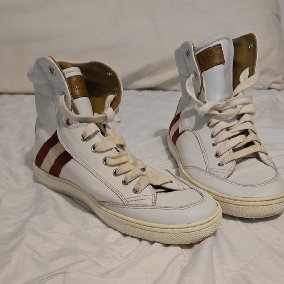 Authentic White Bally High-Top Sneakers with Red Stripes Size 9 - Picture 1 of 4